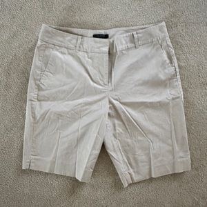 Ann Taylor Devin Fit shorts